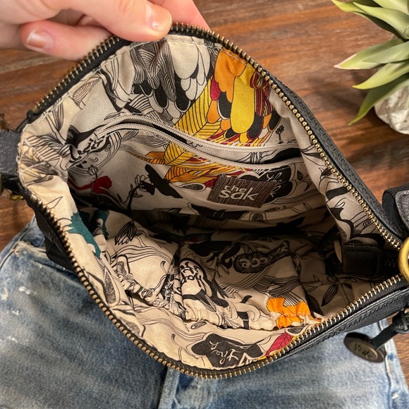 The Sak Crossbody Black Leather handbag - Picture 6 of 15